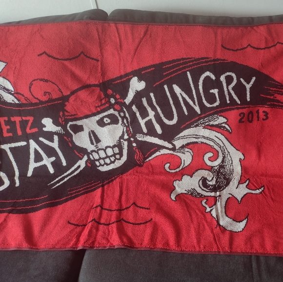 Sheetz stay hungry beach towel 69" x 34" - Picture 2 of 7